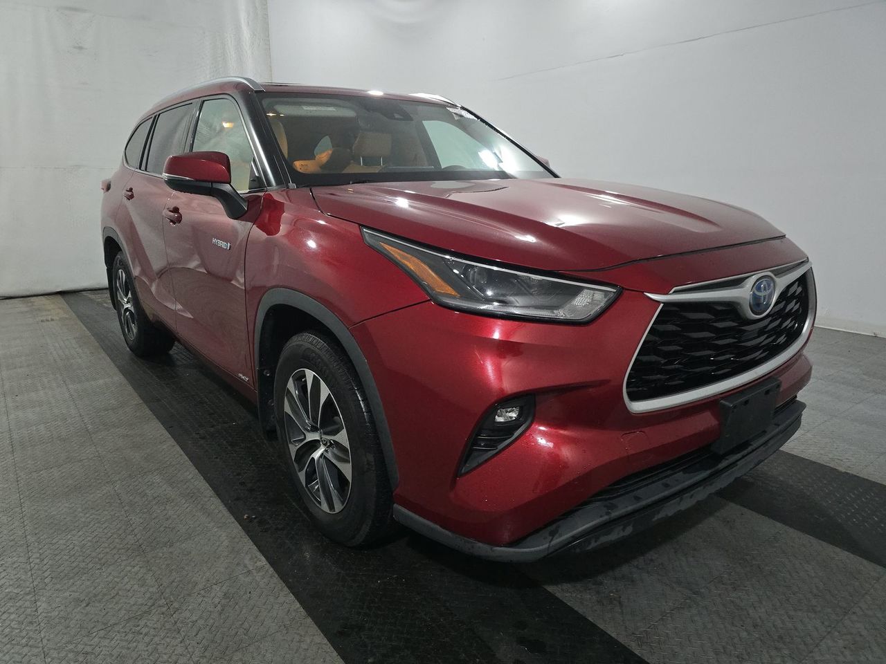 
								Toyoya SUV full									